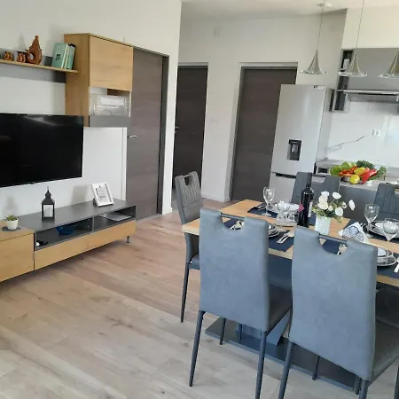 Prvi Red Do Mora Apartament *